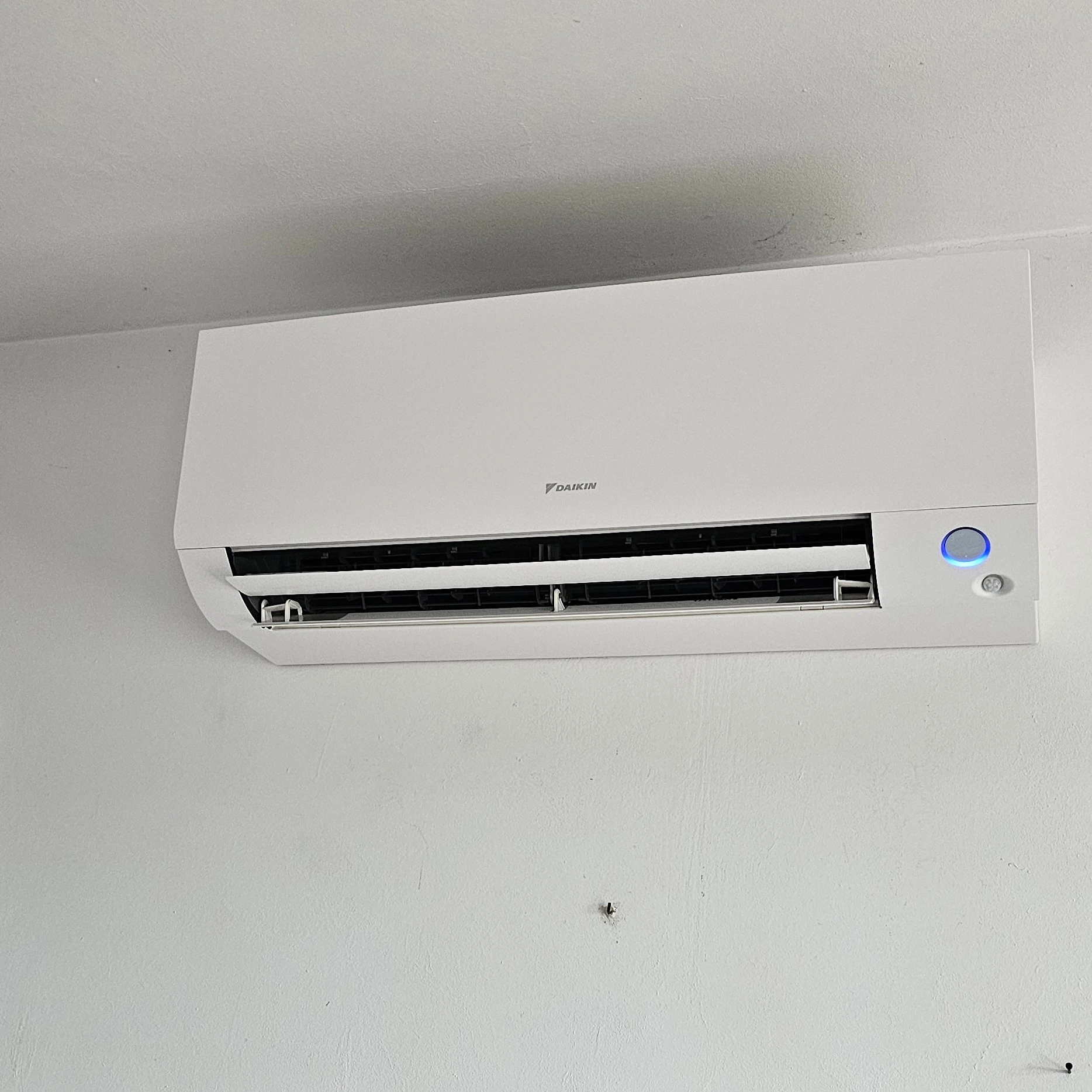 Climatisation réversible Montesquieu - Daikin Perfera Tempewo